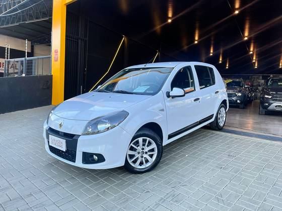 RENAULT SANDERO 1.0 EXPRESSION 16V FLEX 4P MANUAL